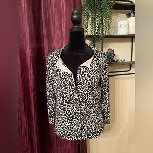 Cheetah Print 3/4 sleeve sweater